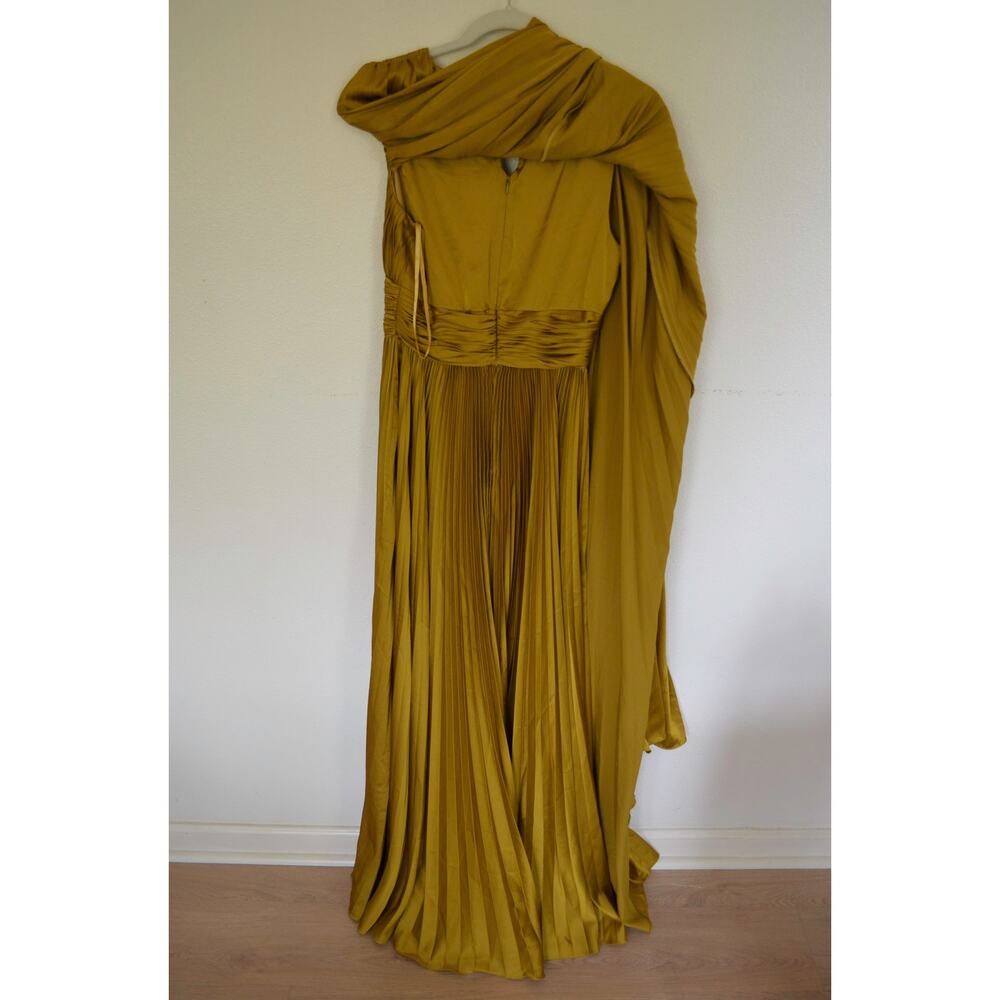 Mac Duggal Pleated Charmeuse V Neck Gown With Cape - Picture 8 of 8